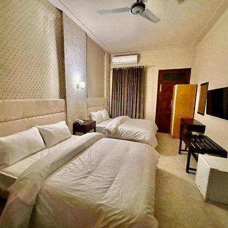 Shelton Hotel Mardan 외부 사진