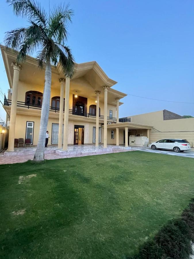Shelton Hotel Mardan 외부 사진