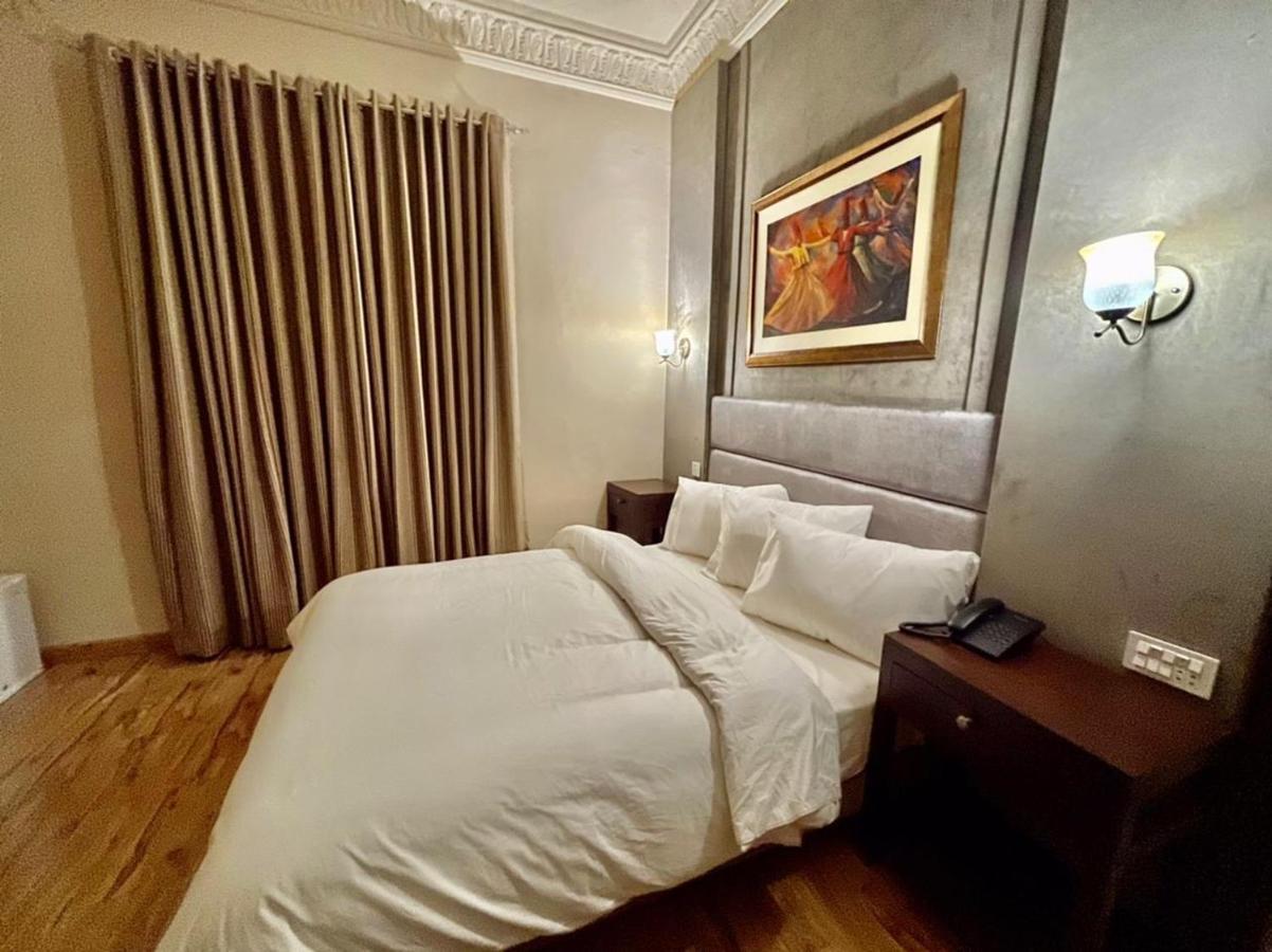 Shelton Hotel Mardan 외부 사진