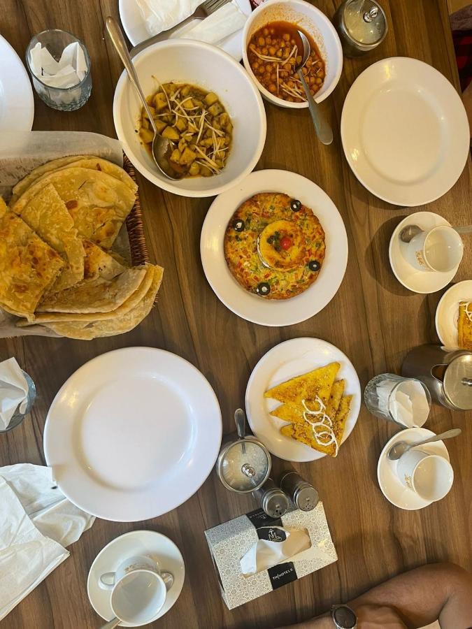 Shelton Hotel Mardan 외부 사진
